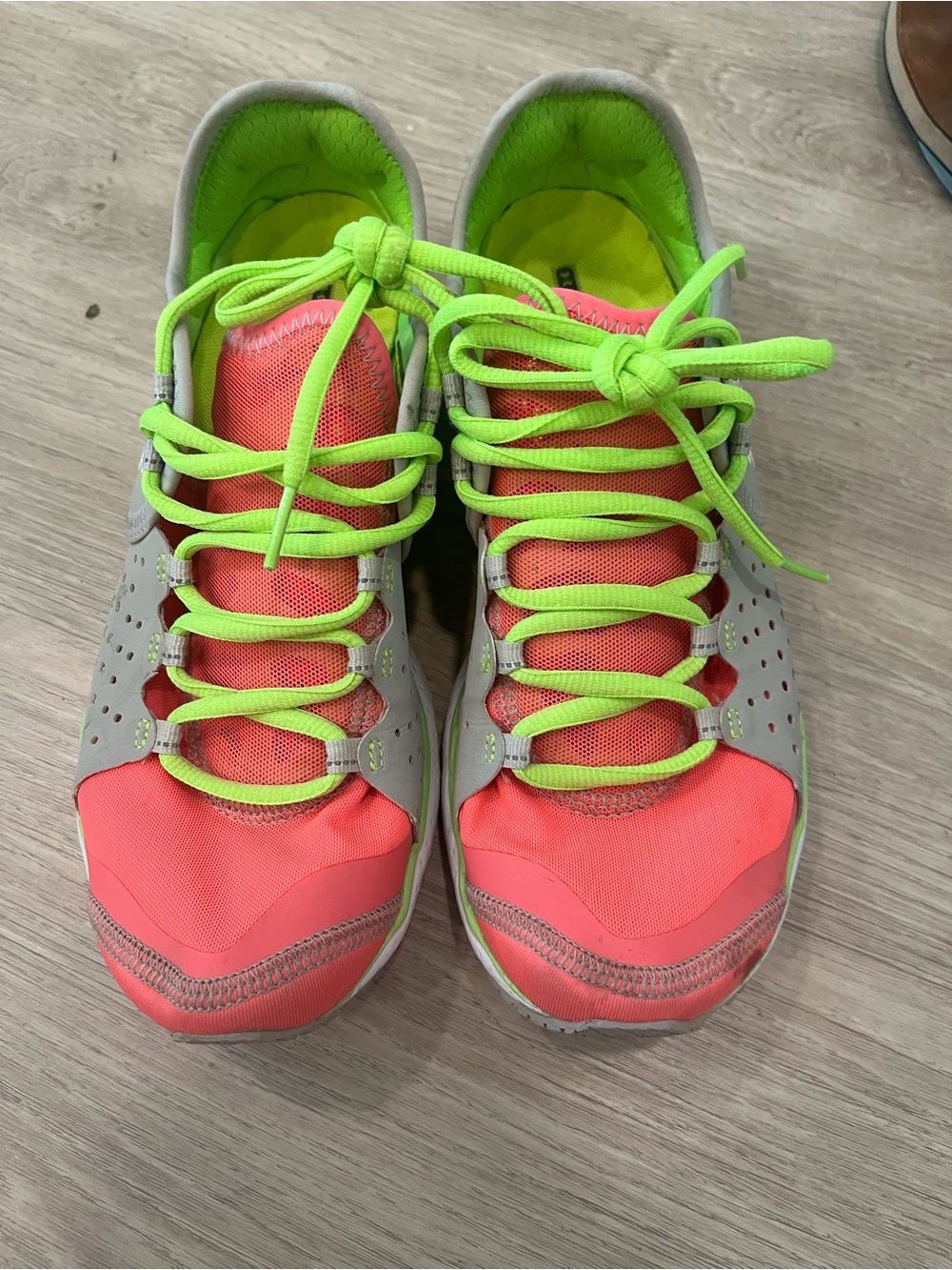 Under Armour Micro G Charge RC Running Shoes Coral Lime Grey Sz 7.5